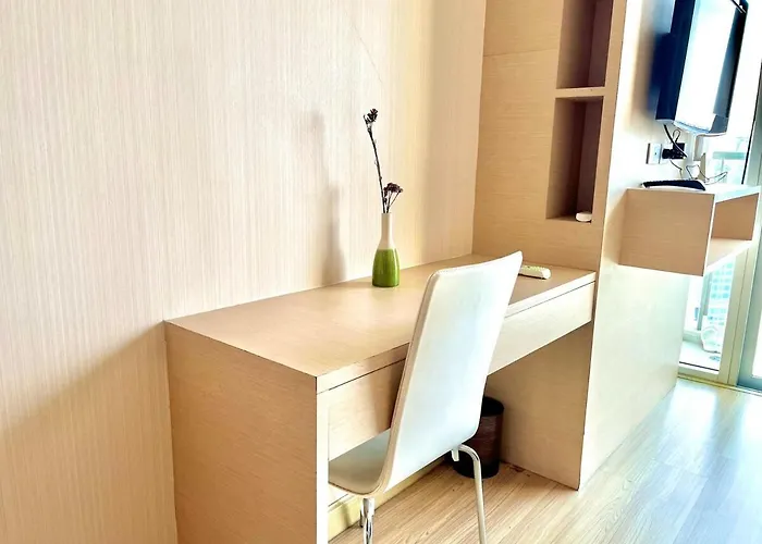 Super View Room, Swimming Pool,gym,150m Walk To Bts Bangkok