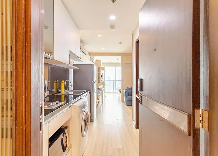 Super View Room, Swimming Pool,gym,150m Walk To Bts * Bangkok