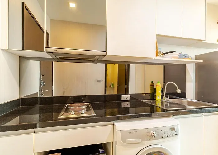 Apartment Super View Room, Swimming Pool,gym,150m Walk To Bts Bangkok