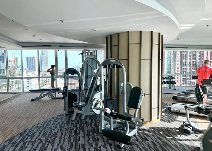 Super View Room, Swimming Pool,gym,150m Walk To Bts