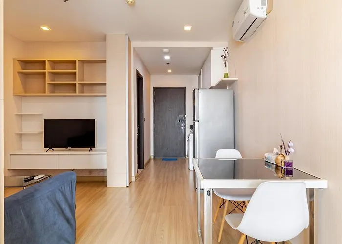 Super View Room, Swimming Pool,gym,150m Walk To Bts