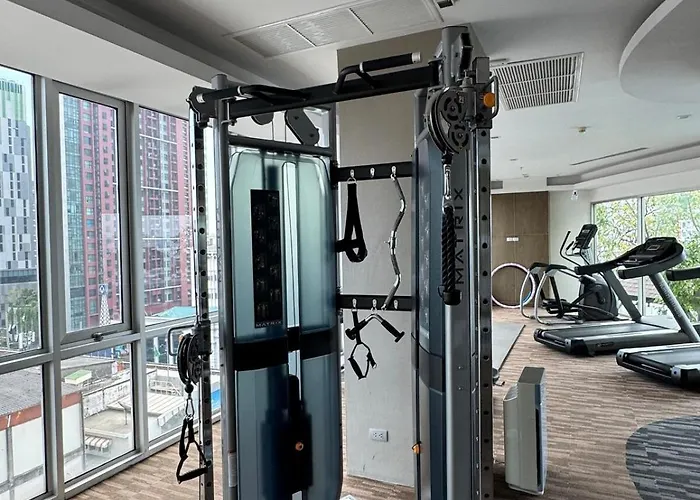 Super View Room, Swimming Pool,gym,150m Walk To Bts *